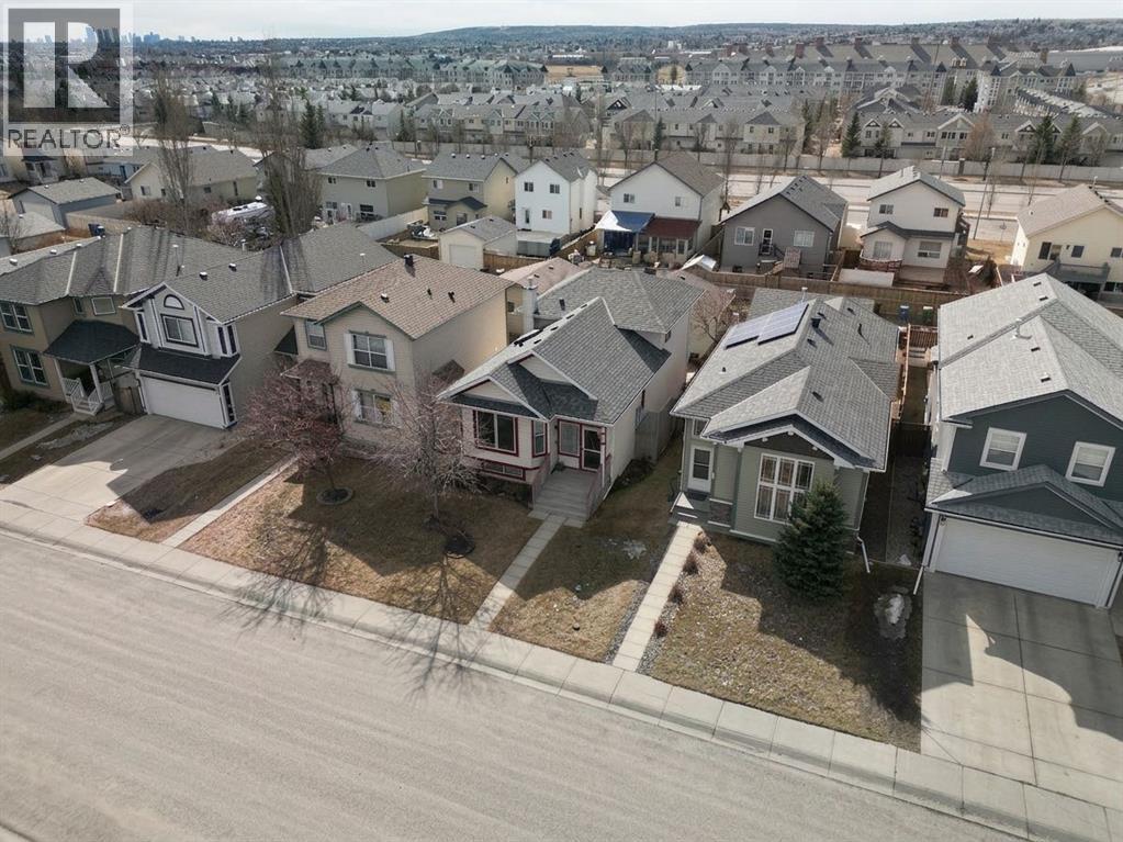 Single Family House 4 Level for Sale in  Coventry View NE Coventry Hills Calgary 
