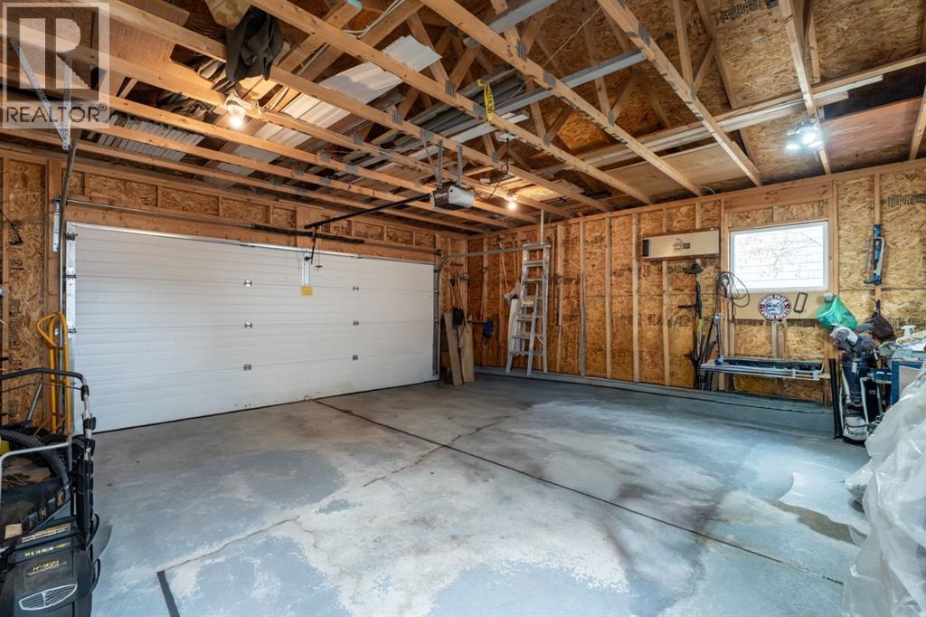 Single Family House 4 Level for Sale in  Coventry View NE Coventry Hills Calgary 