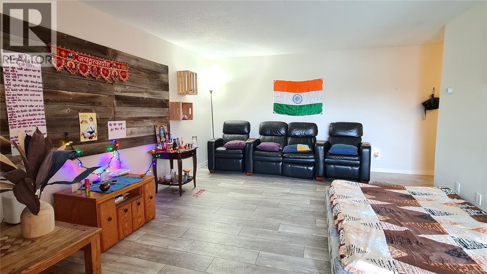 #202 1725 CEDAR HILL CROSS RD - 6