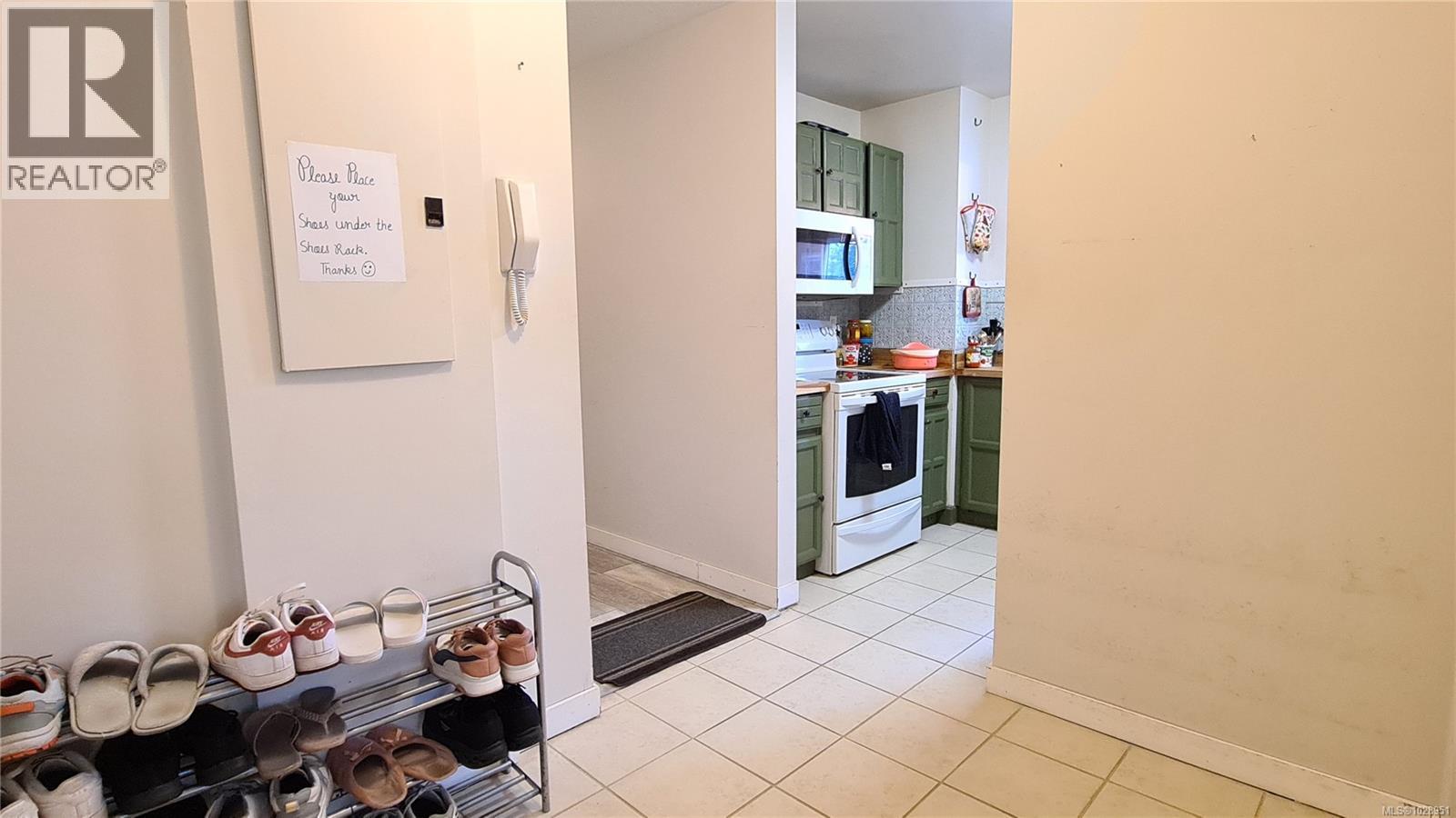 #202 1725 CEDAR HILL CROSS RD - 9