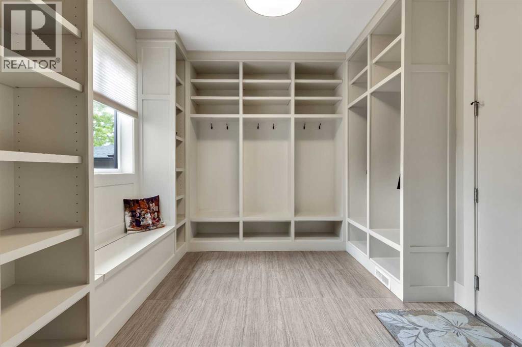 Single Family House for Sale in  Mystic Ridge Way SW Springbank Hill Calgary 