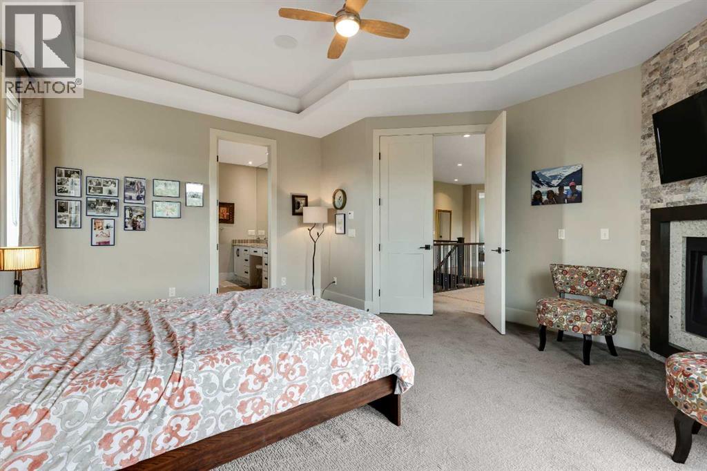 Single Family House for Sale in  Mystic Ridge Way SW Springbank Hill Calgary 