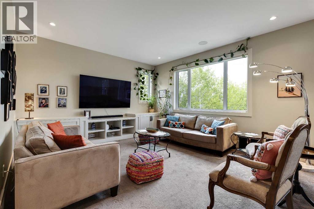 Single Family House for Sale in  Mystic Ridge Way SW Springbank Hill Calgary 