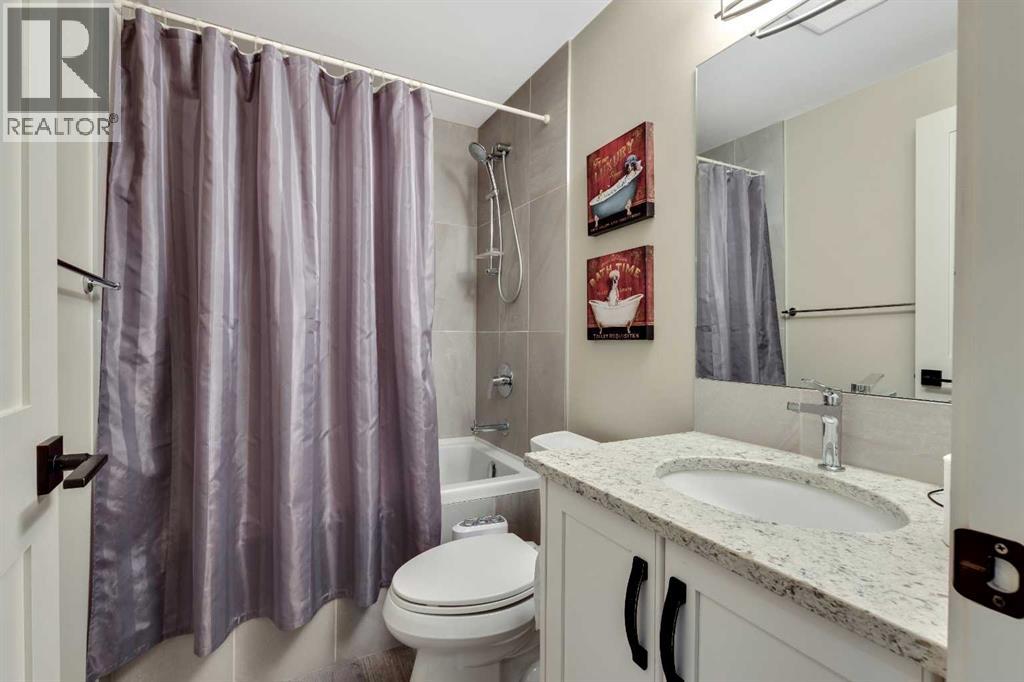 Single Family House for Sale in  Mystic Ridge Way SW Springbank Hill Calgary 