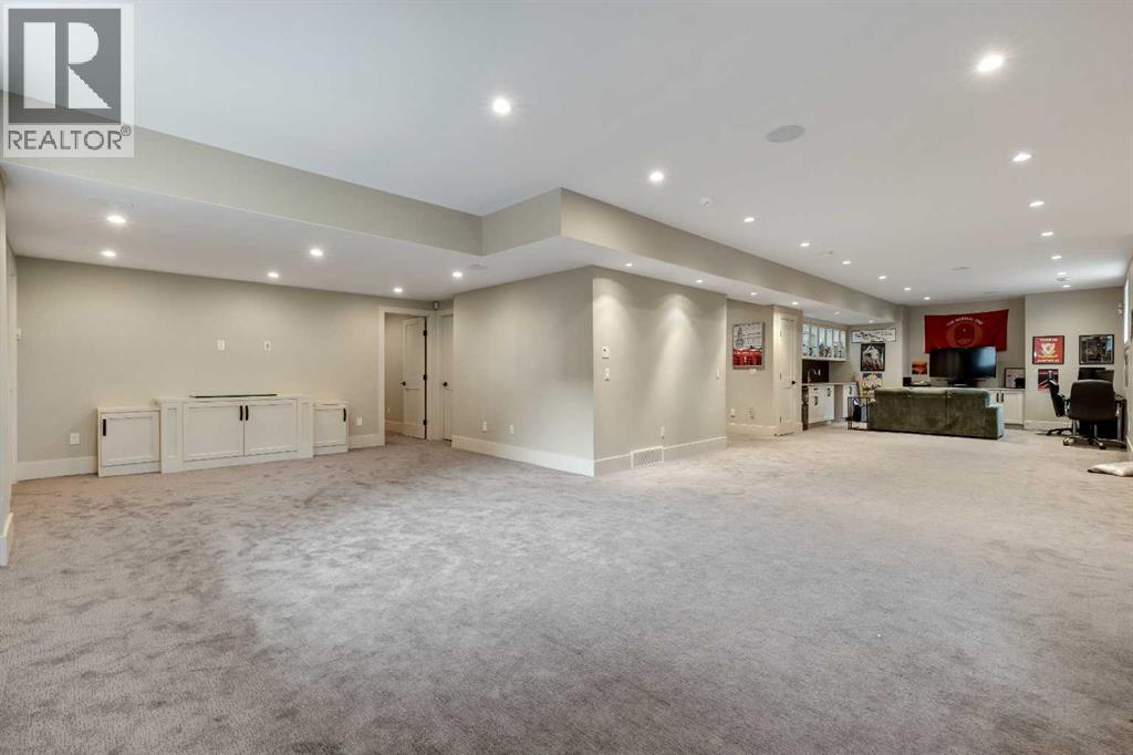 Single Family House for Sale in  Mystic Ridge Way SW Springbank Hill Calgary 