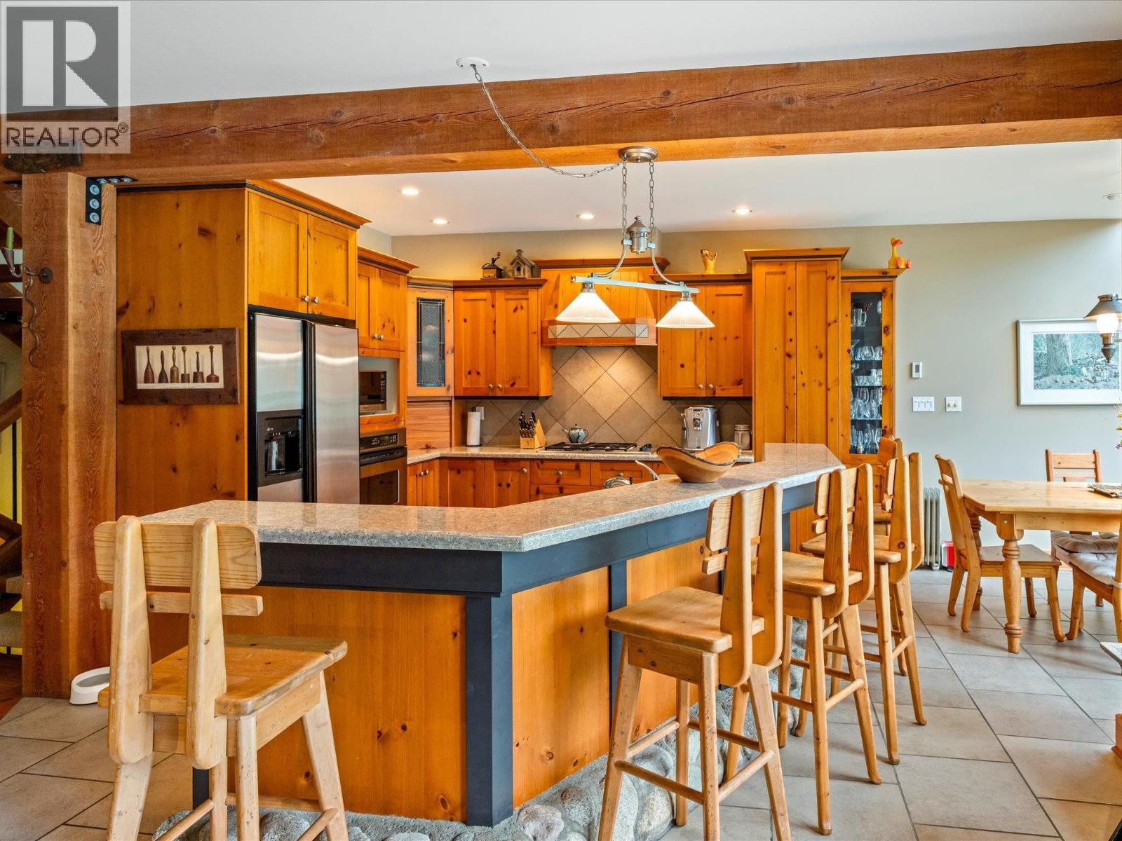 9297 LAKESHORE DRIVE, Whistler