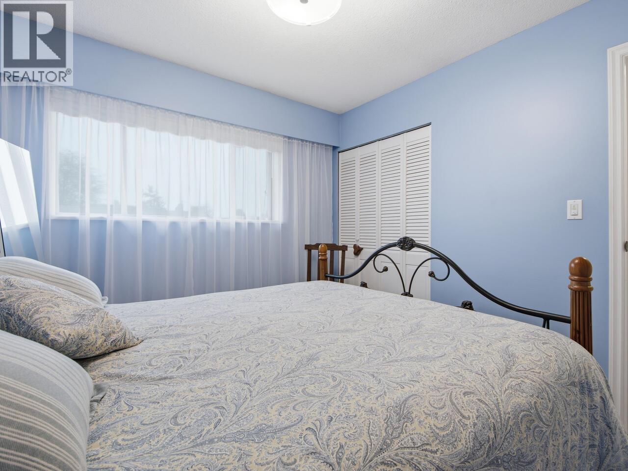 914 LONDON STREET, New Westminster