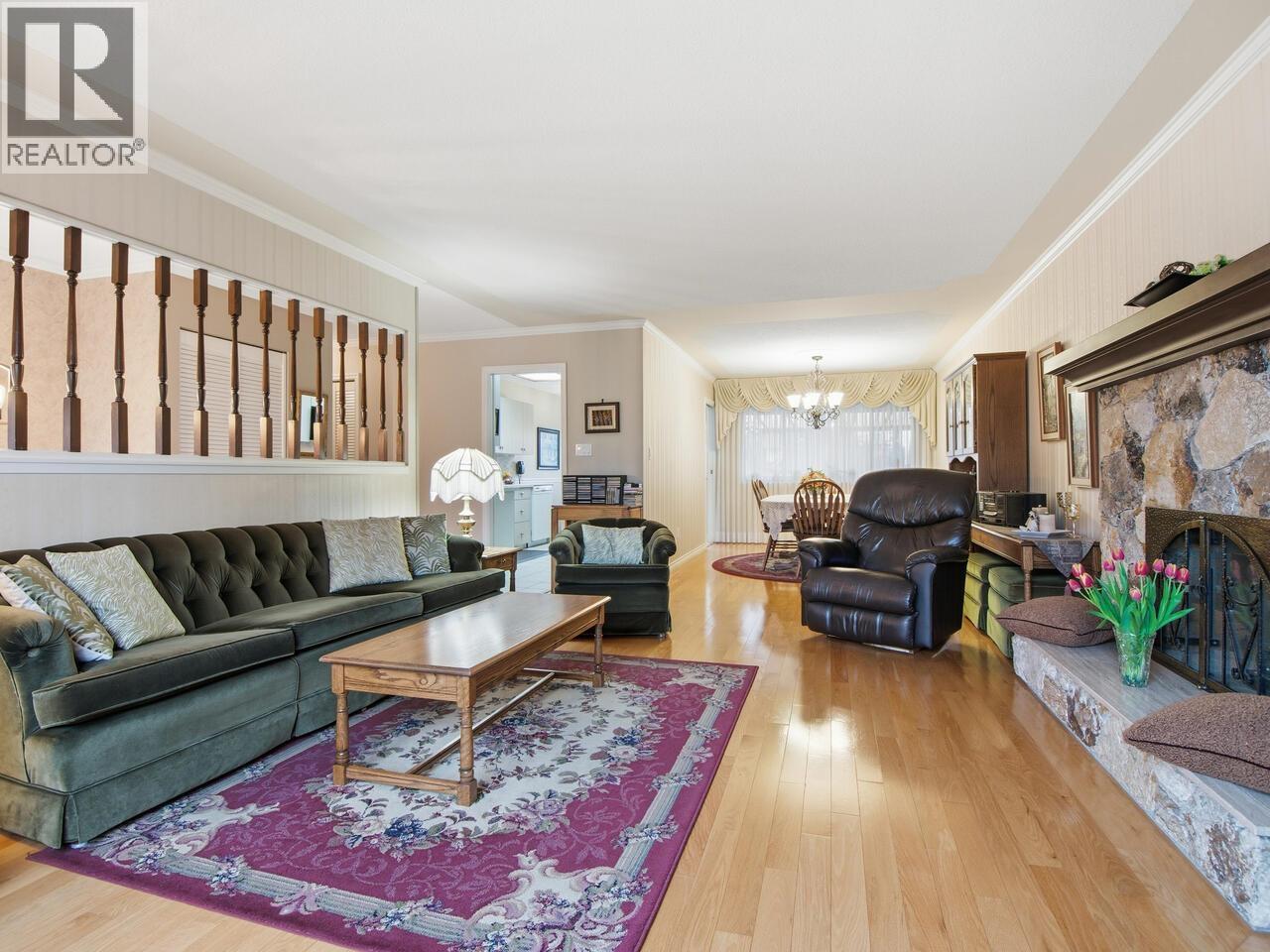 914 LONDON STREET, New Westminster