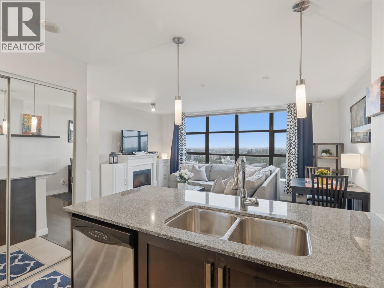 605 306 SIXTH STREET, New Westminster