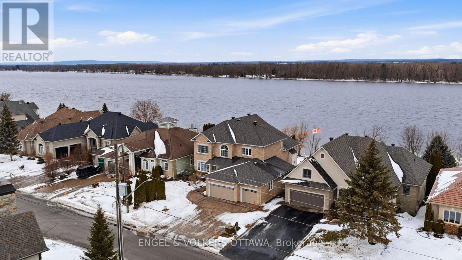 6373 RADISSON WAY — photo 45