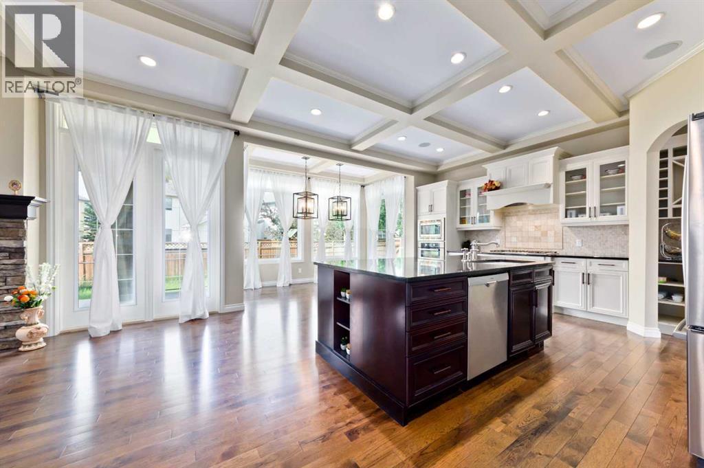 Single Family House for Sale in  ELMONT Rise SW Springbank Hill Calgary 