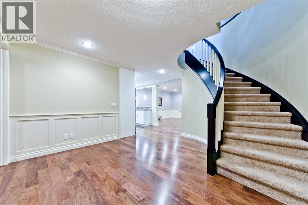 Single Family House for Sale in  ELMONT Rise SW Springbank Hill Calgary 