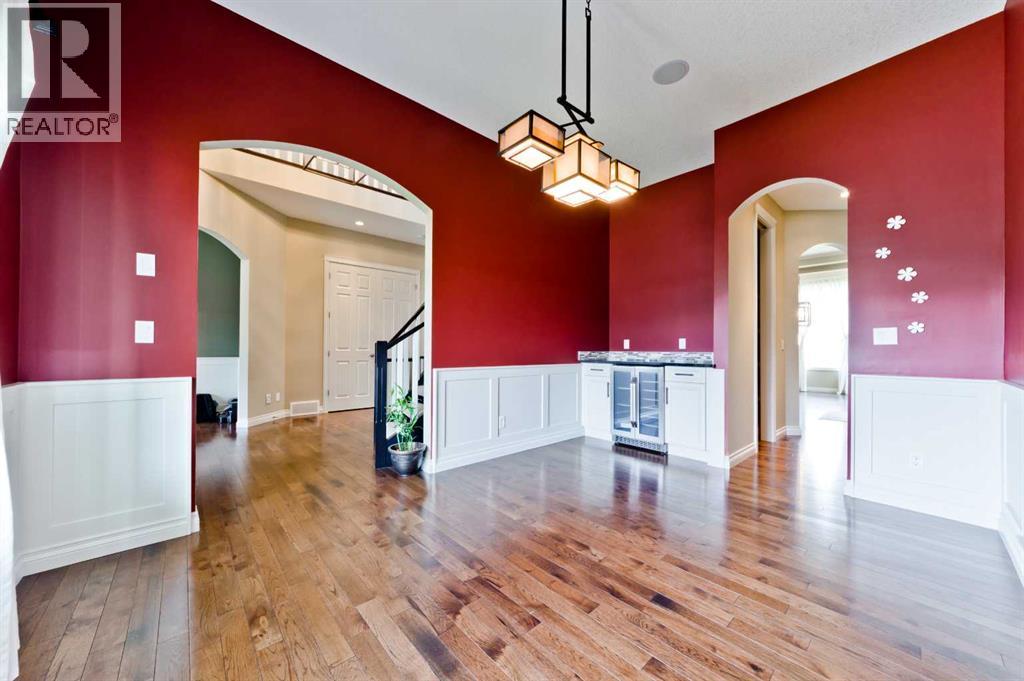 Single Family House for Sale in  ELMONT Rise SW Springbank Hill Calgary 