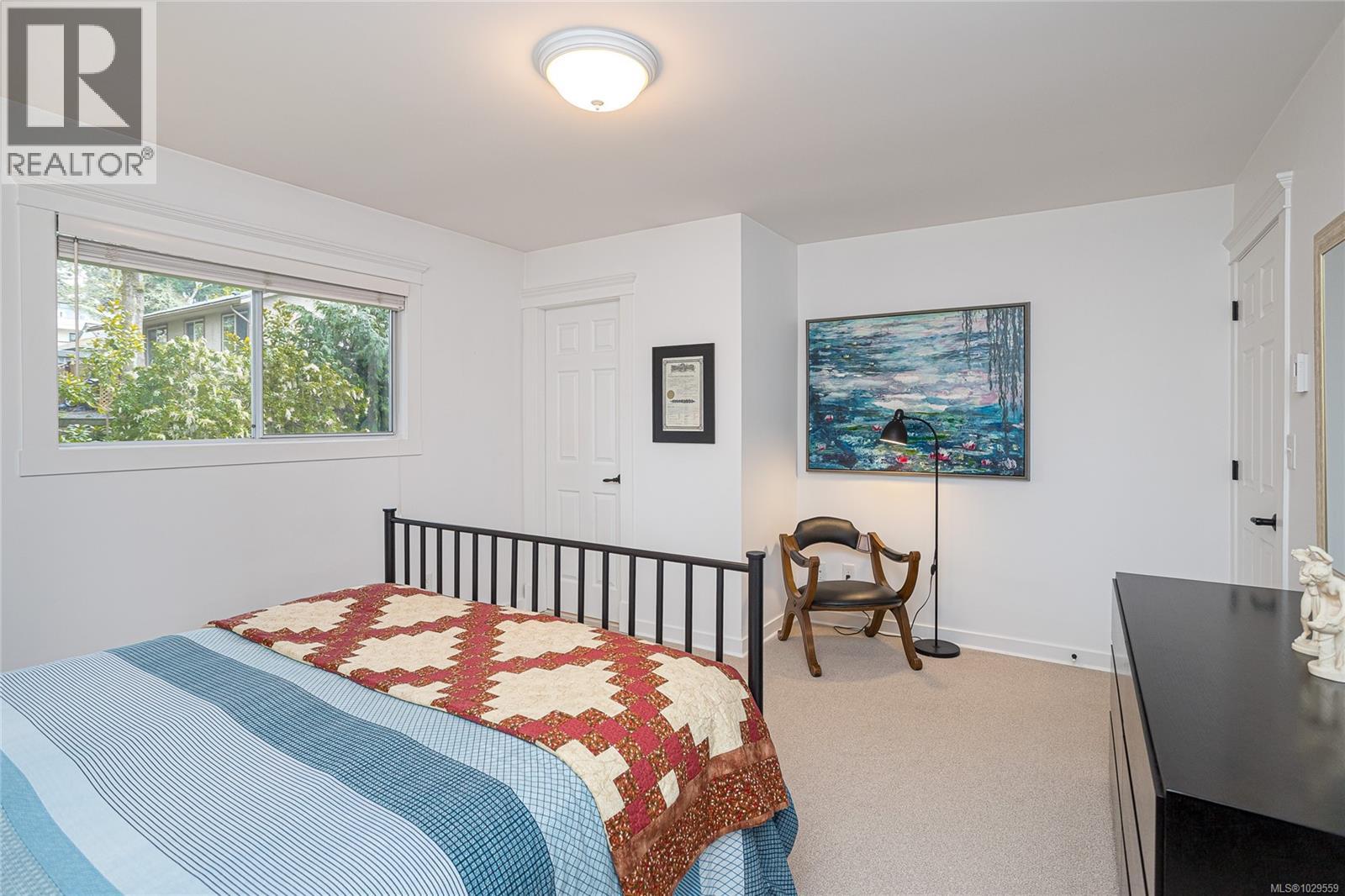  920 Woodhall Drive, Saanich