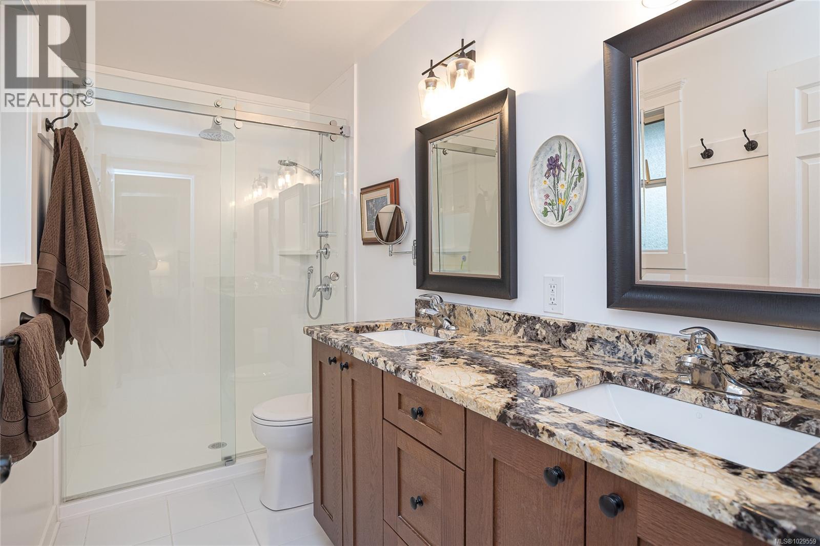  920 Woodhall Drive, Saanich