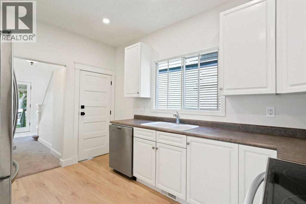 Single Family House for Sale in   Avenue NW Mount Pleasant Calgary 