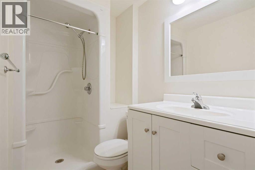 Single Family House for Sale in   Avenue NW Mount Pleasant Calgary 