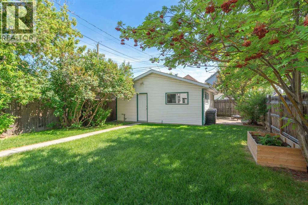 Single Family House for Sale in   Avenue NW Mount Pleasant Calgary 