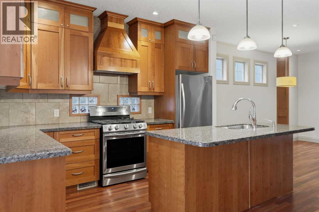 Single Family House for Sale in   Street SW Altadore Calgary 