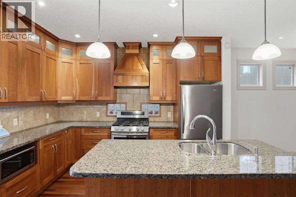 Single Family House for Sale in   Street SW Altadore Calgary 