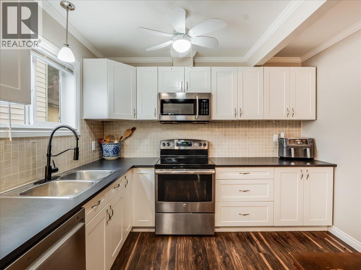 1767 Second Avenue, Trail