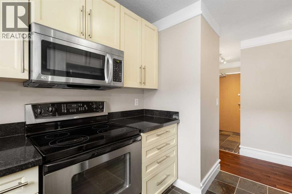 Single Family House for Sale in   Meredith Road NE Bridgeland/Riverside Calgary 