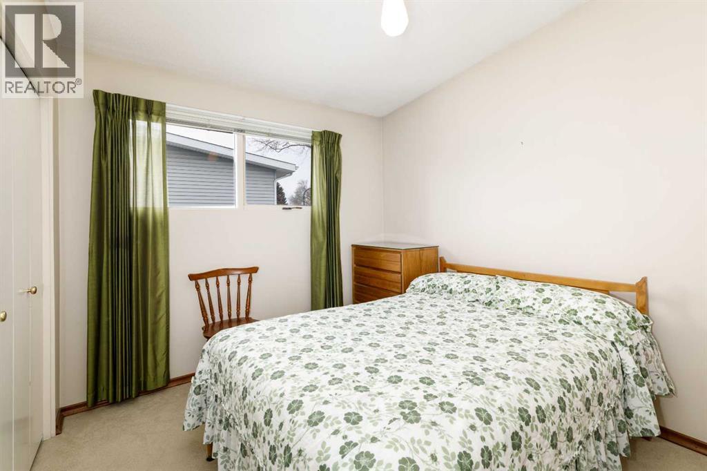 20 Macleod Close, Red Deer