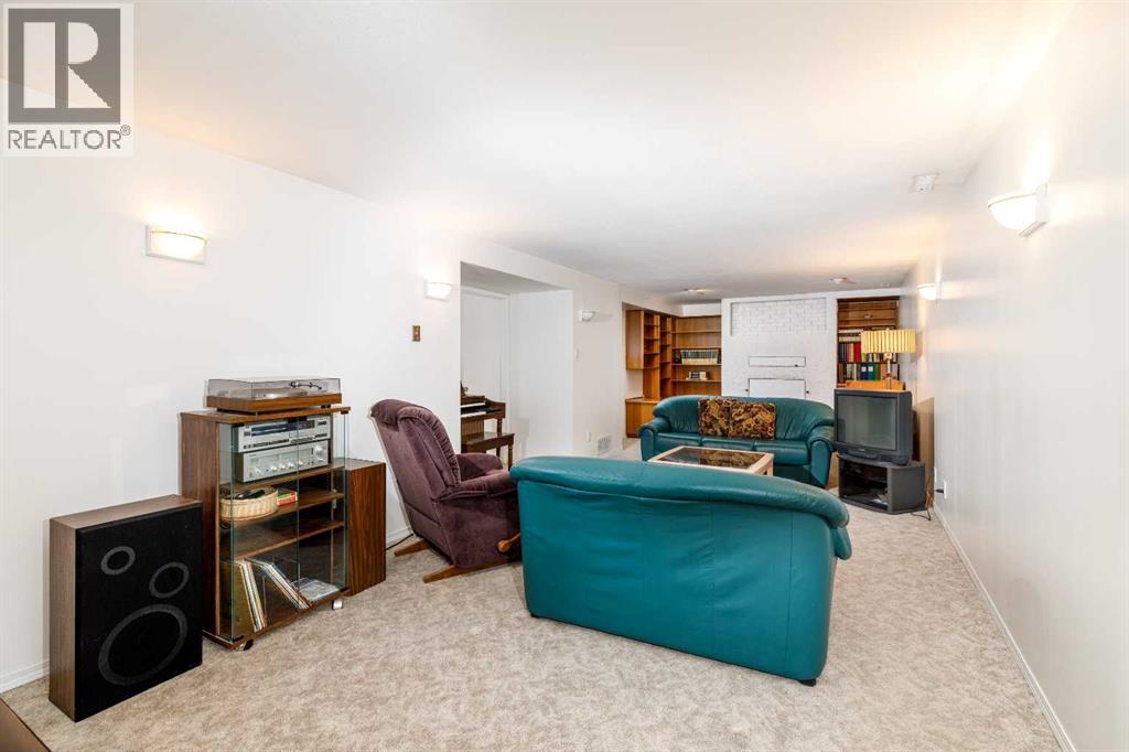 20 Macleod Close, Red Deer