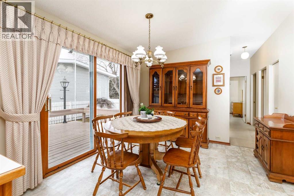 20 Macleod Close, Red Deer