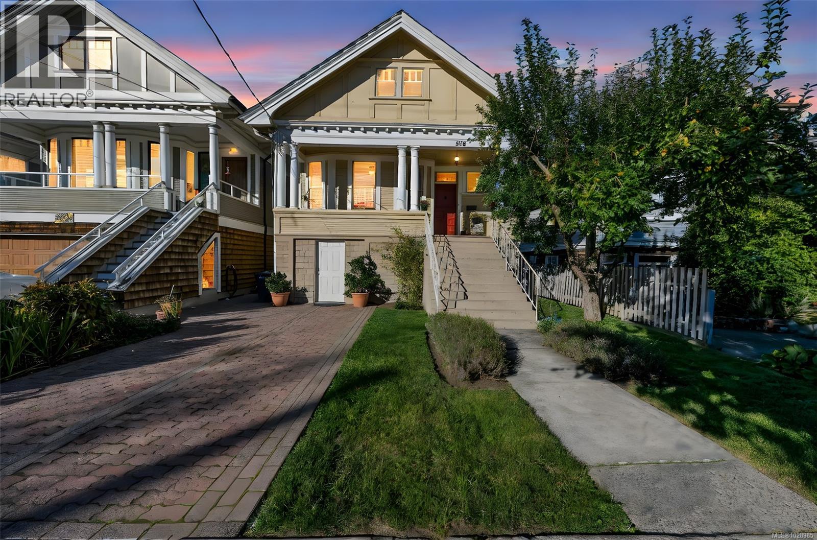  838 Princess Avenue, Victoria