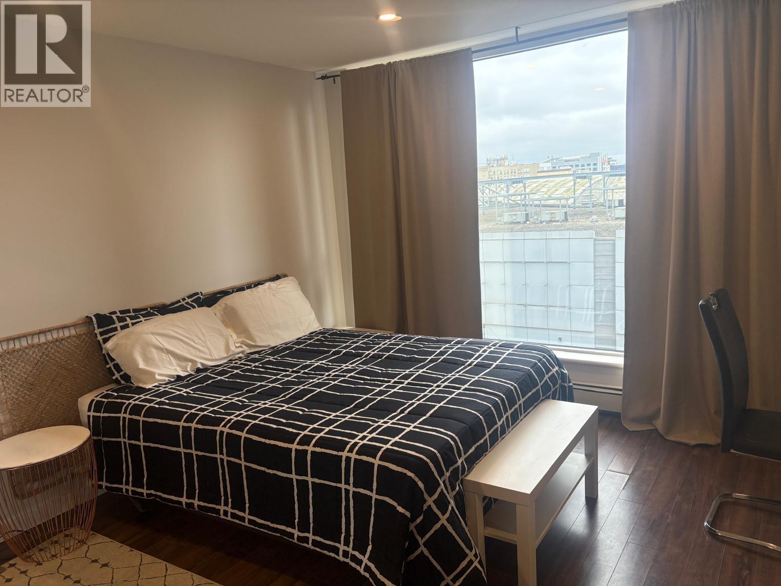 809 555 ABBOTT STREET