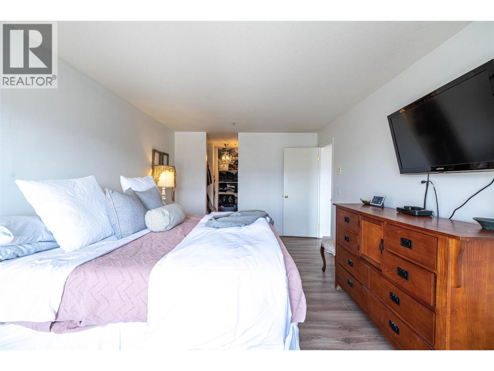 403 3320 Centennial Drive, Vernon