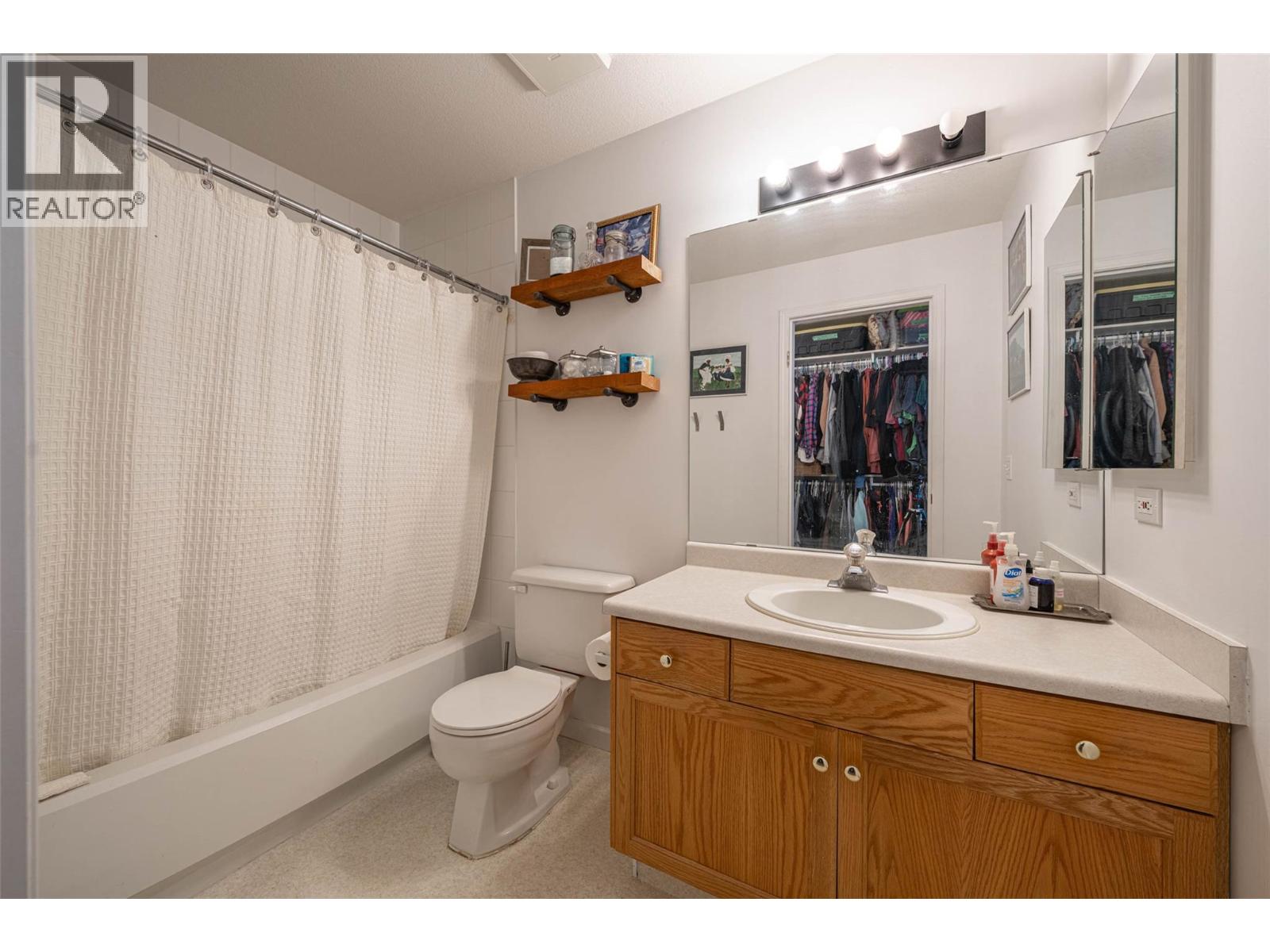 403 3320 Centennial Drive, Vernon