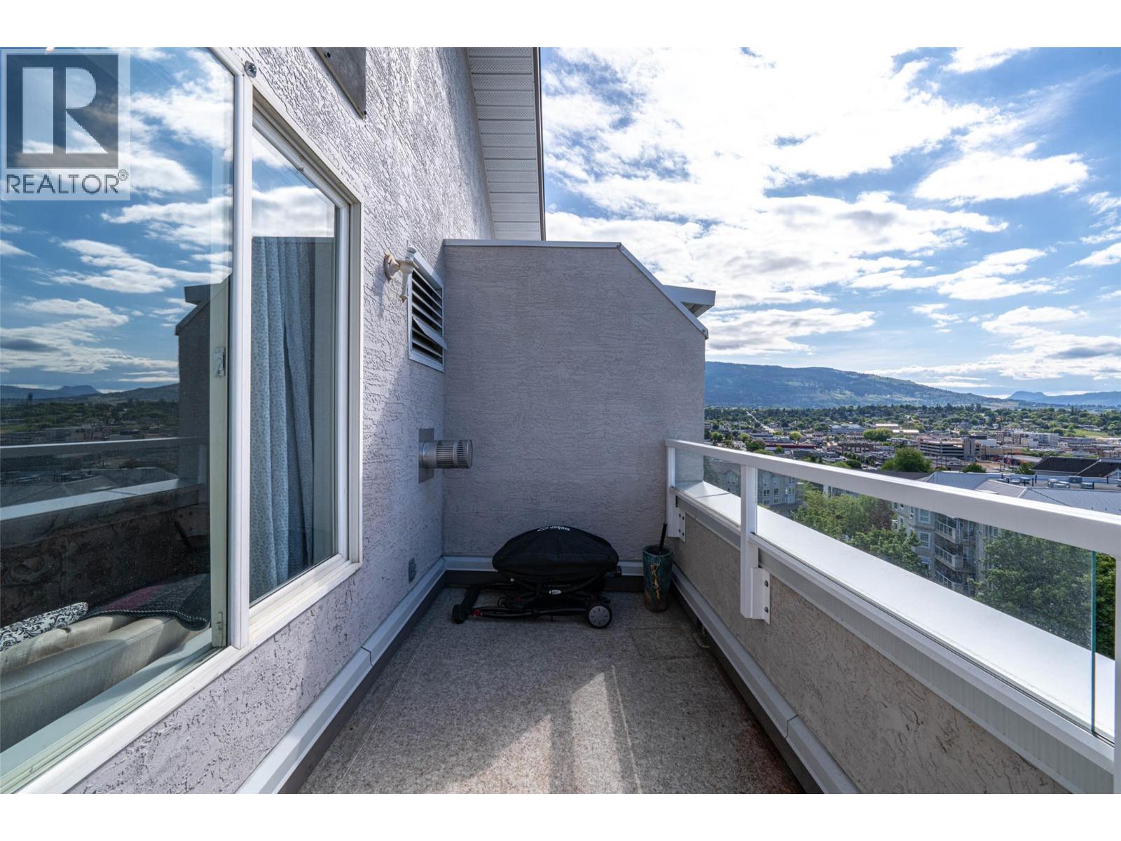 403 3320 Centennial Drive, Vernon