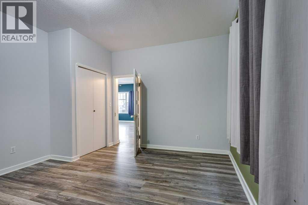 4915 44 Street, Innisfail