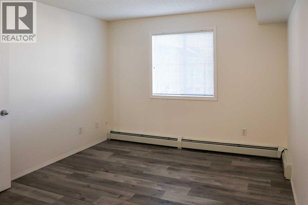 Single Family House for Sale in   Country Village Lane NE Country Hills Village Calgary 