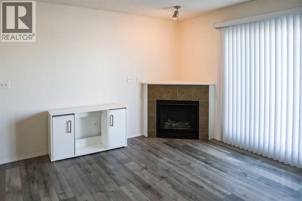 Single Family House for Sale in   Country Village Lane NE Country Hills Village Calgary 