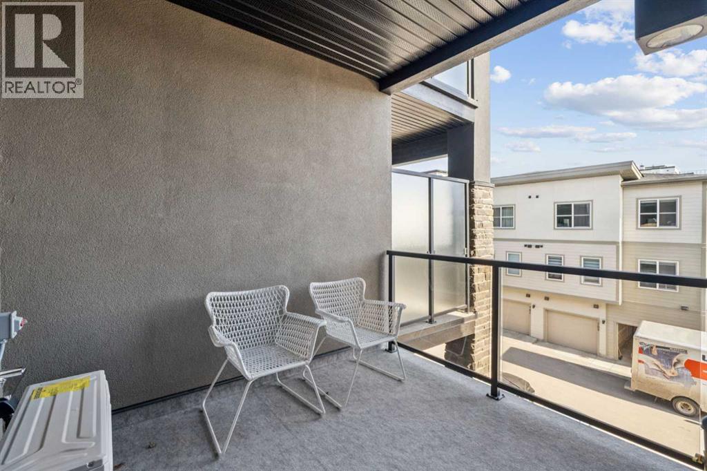 Single Family House for Sale in    Street SW Springbank Hill Calgary 