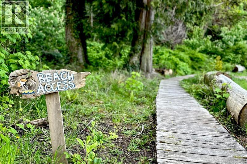 315 HAIRY ELBOW ROAD, Sechelt