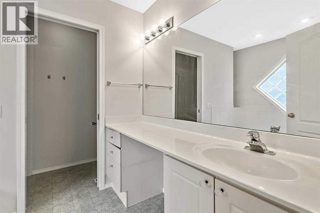 Single Family House for Sale in  Somerside Park SW Somerset Calgary 