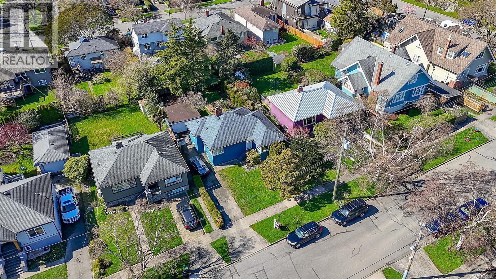 444 Stannard Ave - 1