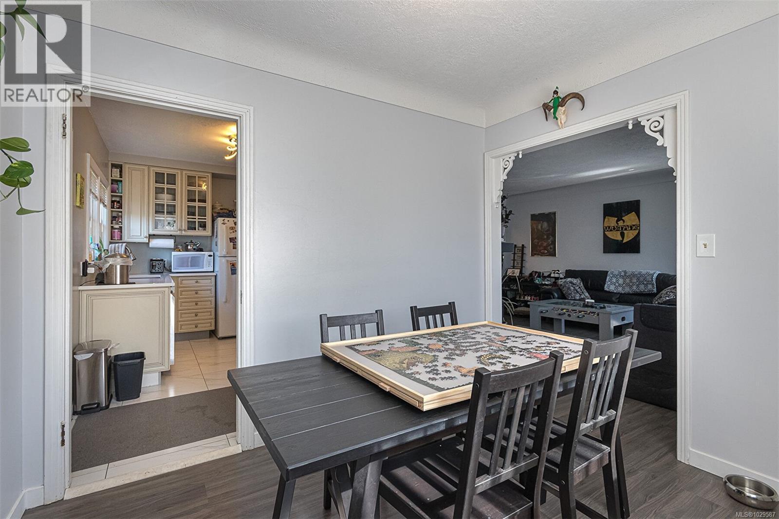  444 Stannard Avenue, Victoria