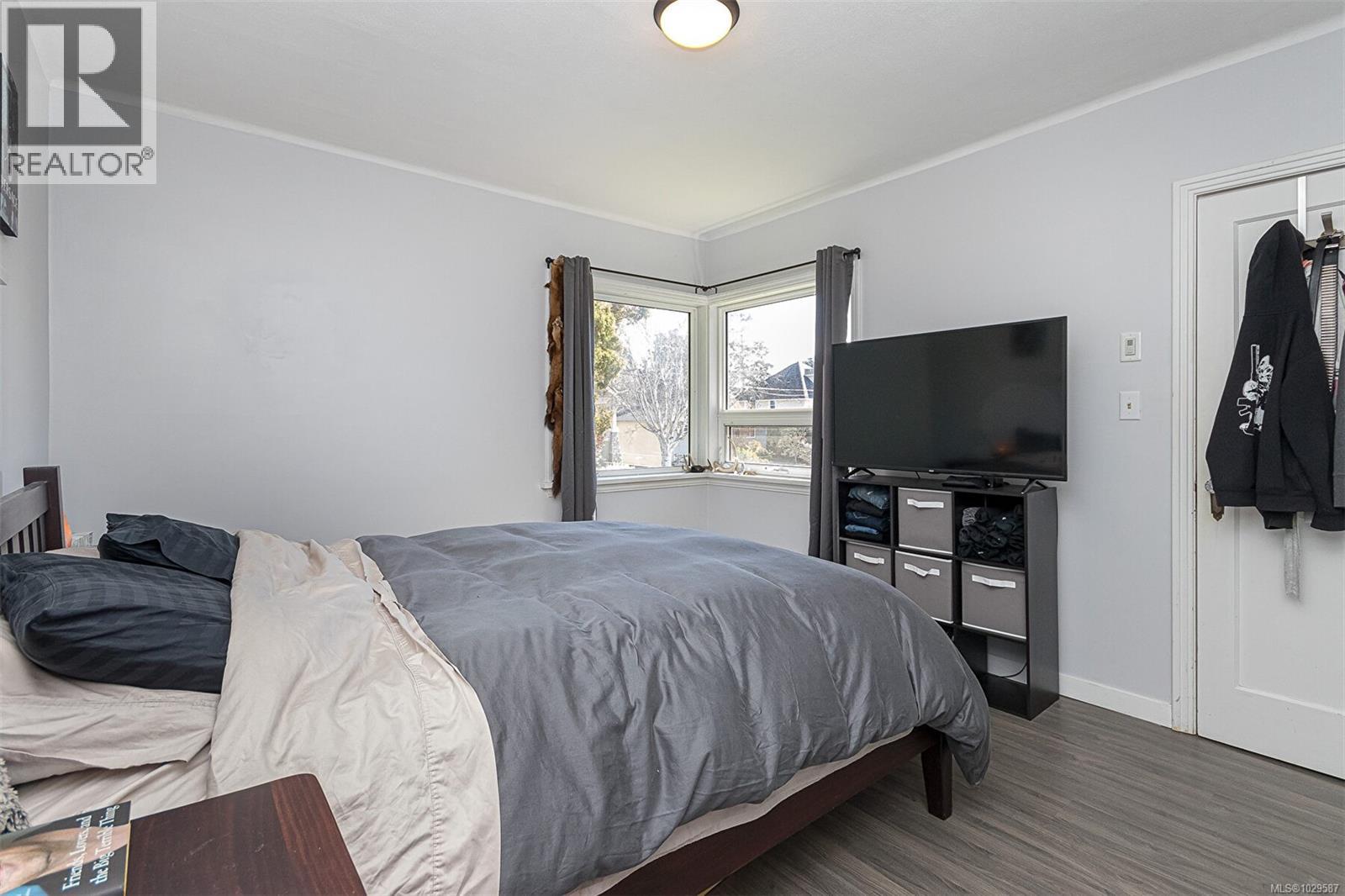  444 Stannard Avenue, Victoria