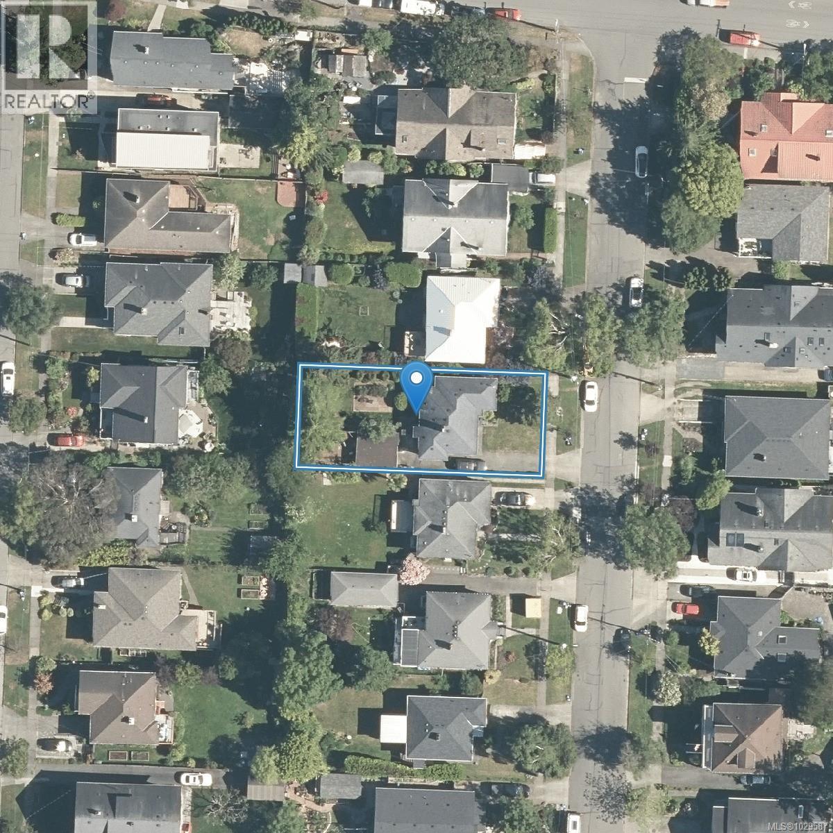  444 Stannard Avenue, Victoria