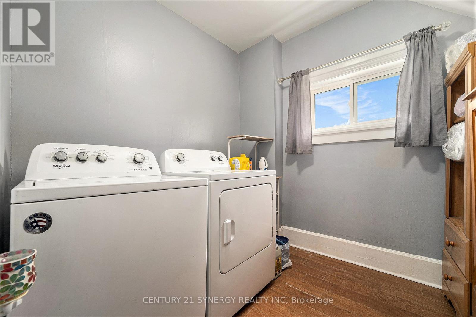 25 KENSINGTON AVENUE - 22