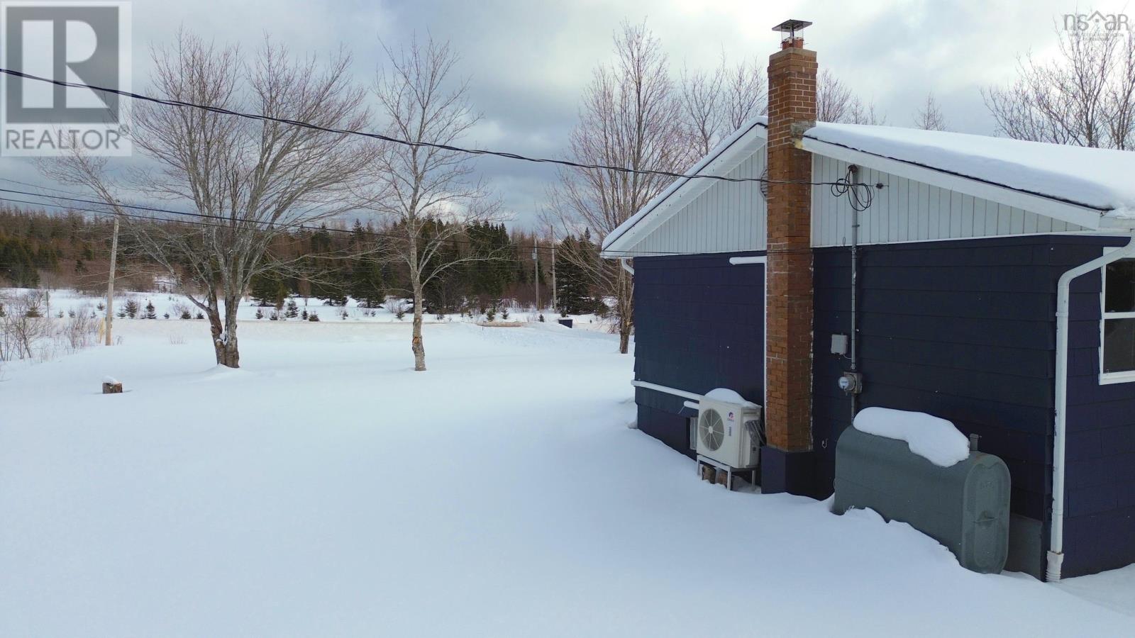 Single Family House Bungalow for Sale in   Highway Glendale 