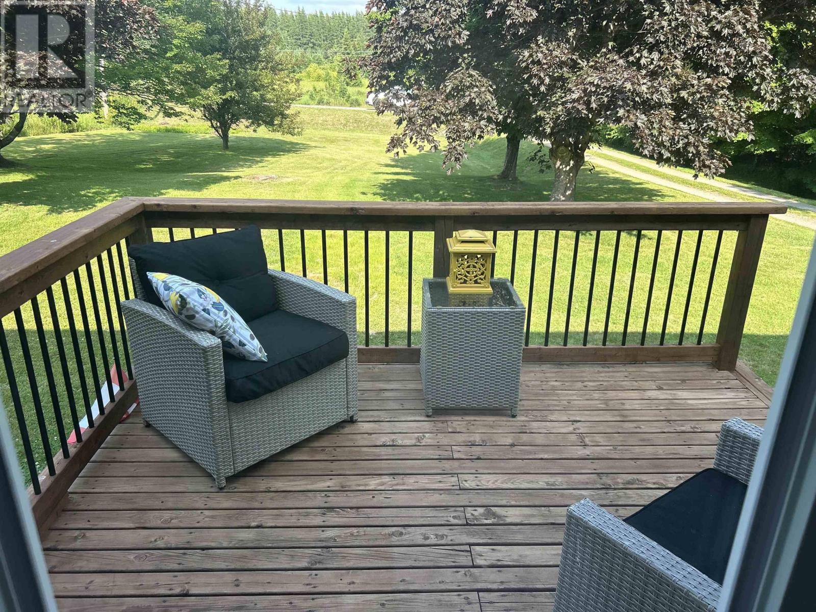 Single Family House Bungalow for Sale in   Highway Glendale 