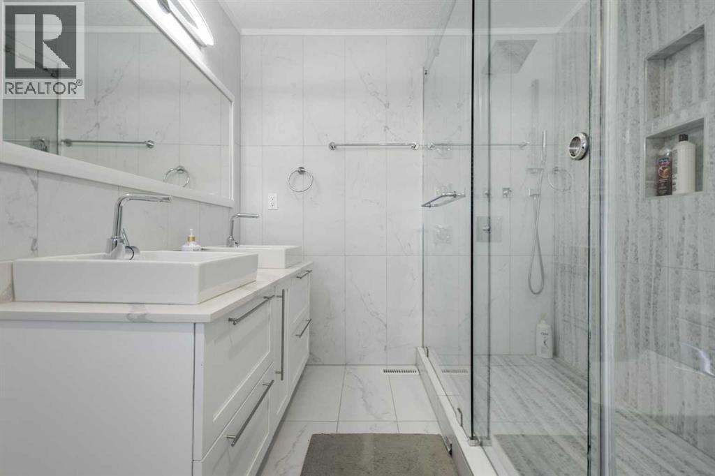 Single Family House for Sale in  Wood Crescent SW Woodlands Calgary 