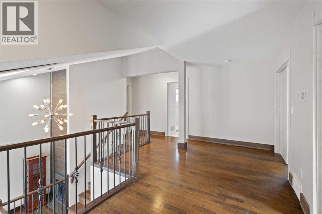 Single Family House for Sale in  Wood Crescent SW Woodlands Calgary 