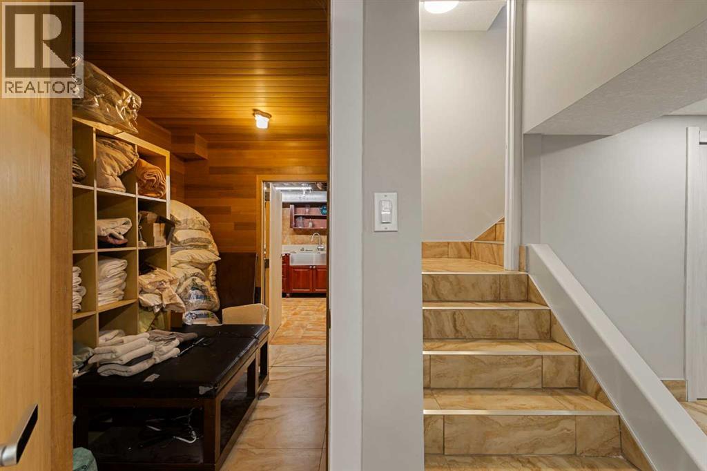 Single Family House for Sale in  Wood Crescent SW Woodlands Calgary 